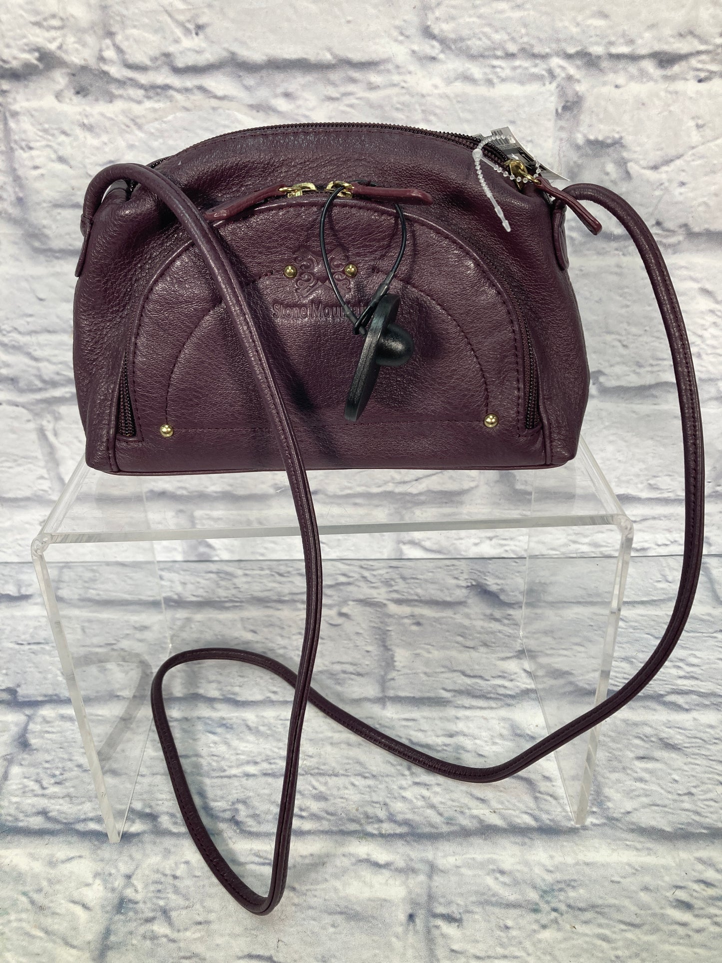 Crossbody Leather By Stone Mountain, Size: Medium