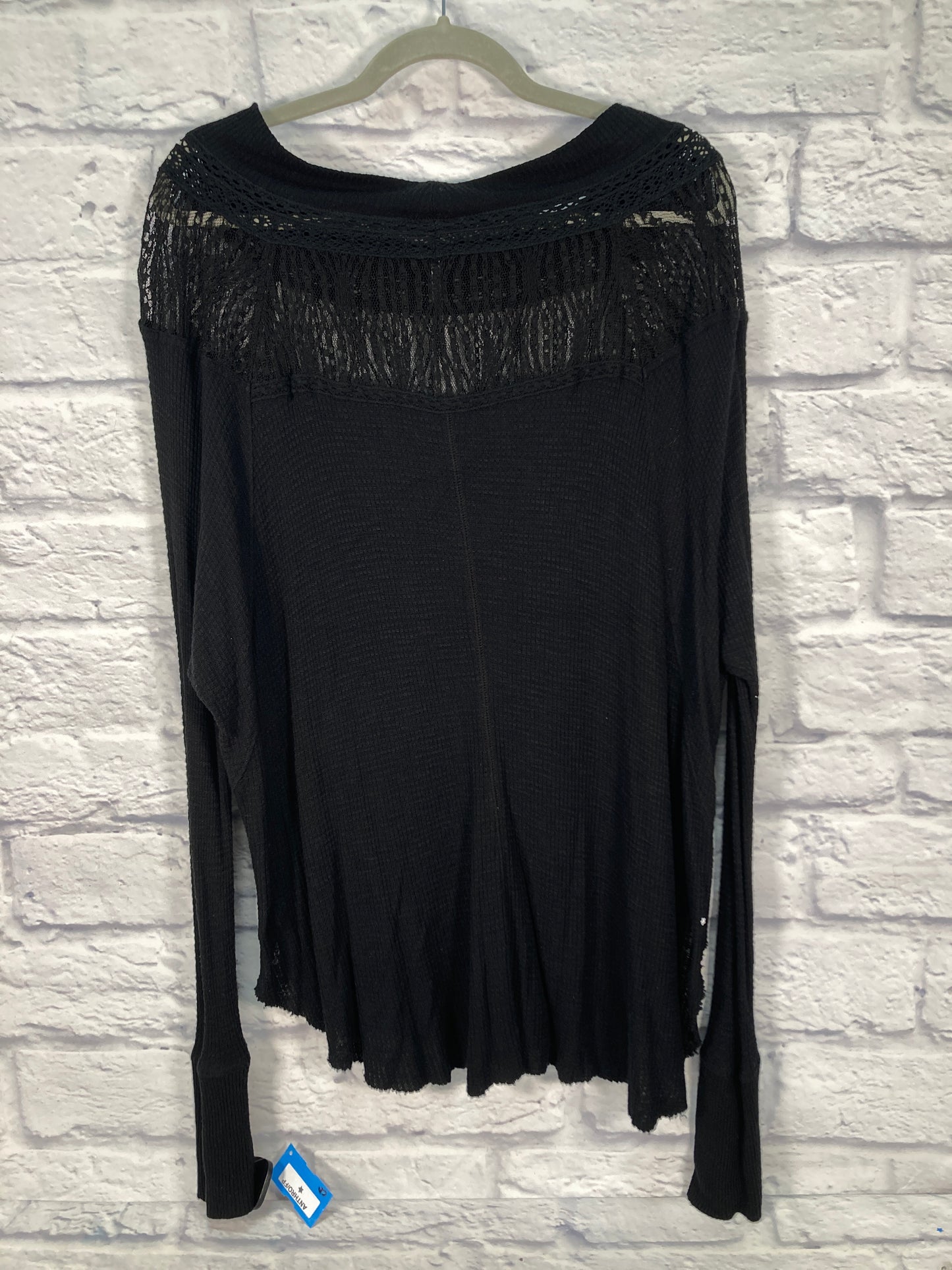 Top Long Sleeve By Free People In Black, Size: L