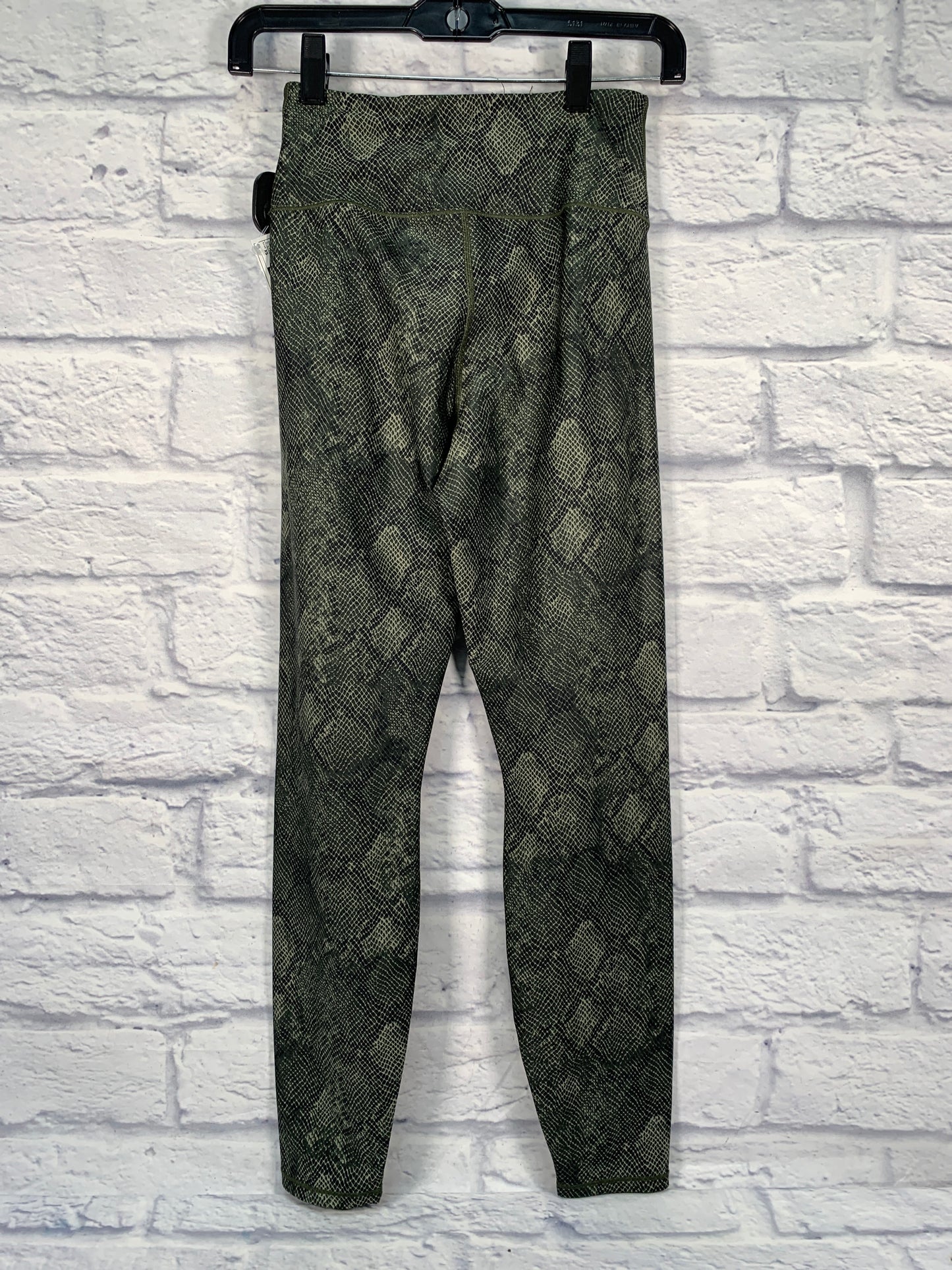 Athletic Leggings By Good American In Snakeskin Print, Size: Xs