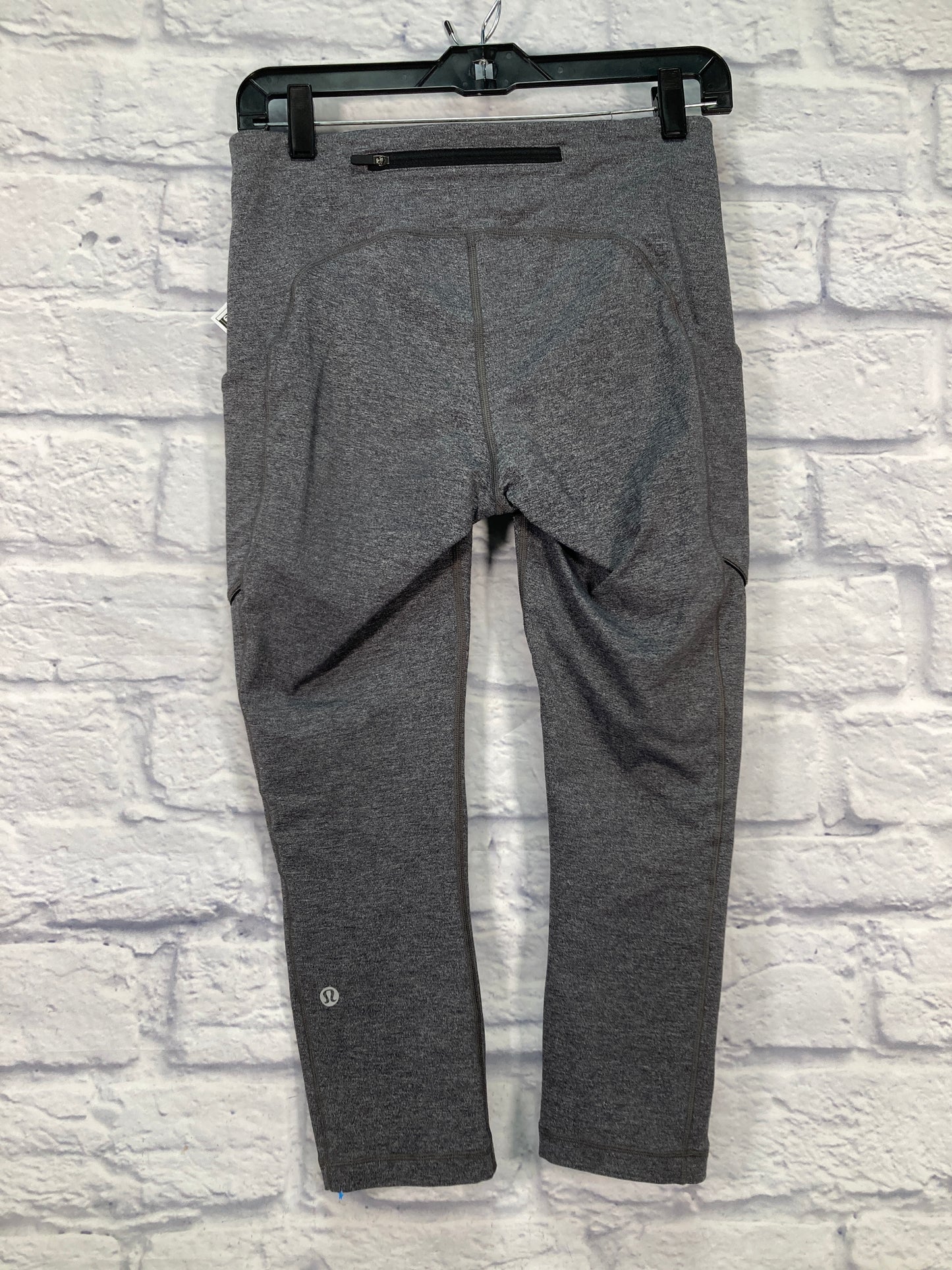 Athletic Capris By Lululemon In Grey, Size: S