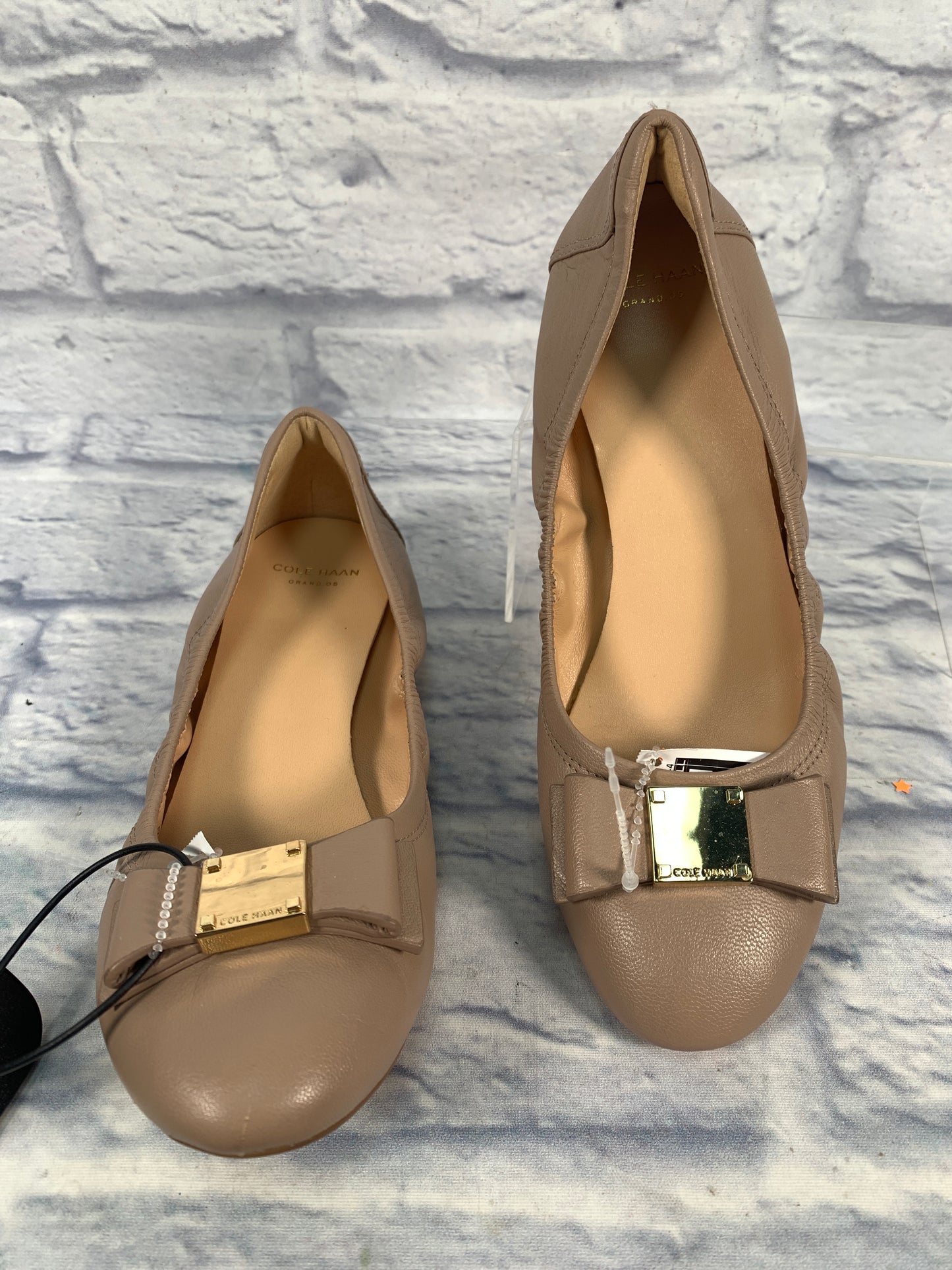 Shoes Flats By Cole-haan In Gold & Tan, Size: 6.5