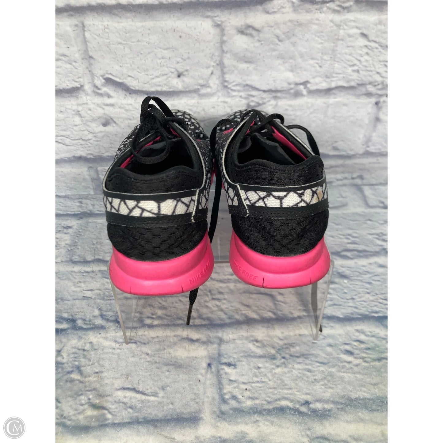 Shoes Athletic By Nike In Black, Size: 7