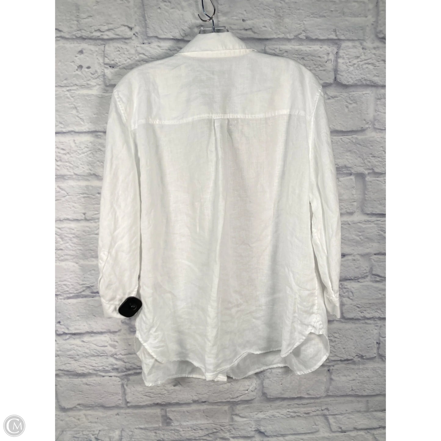 Top Short Sleeve By Chicos In White, Size: Xl
