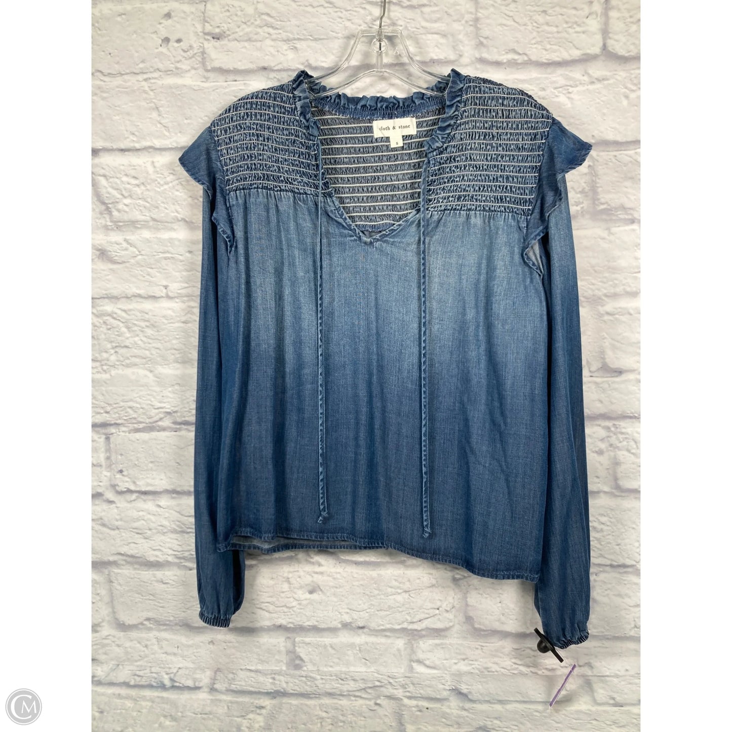 Top Long Sleeve By Cloth & Stone In Blue Denim, Size: S