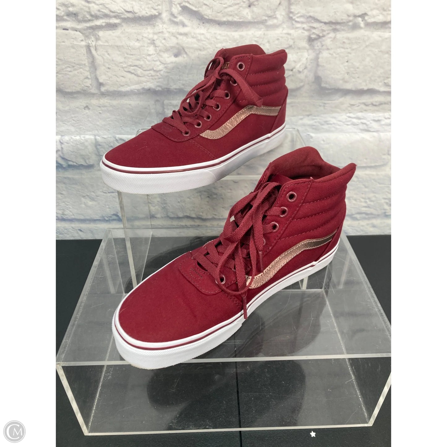 Shoes Sneakers By Vans In Red, Size: 9