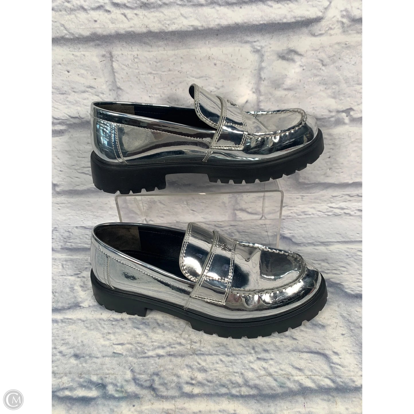 Shoes Designer By Tory Burch In Silver, Size: 7