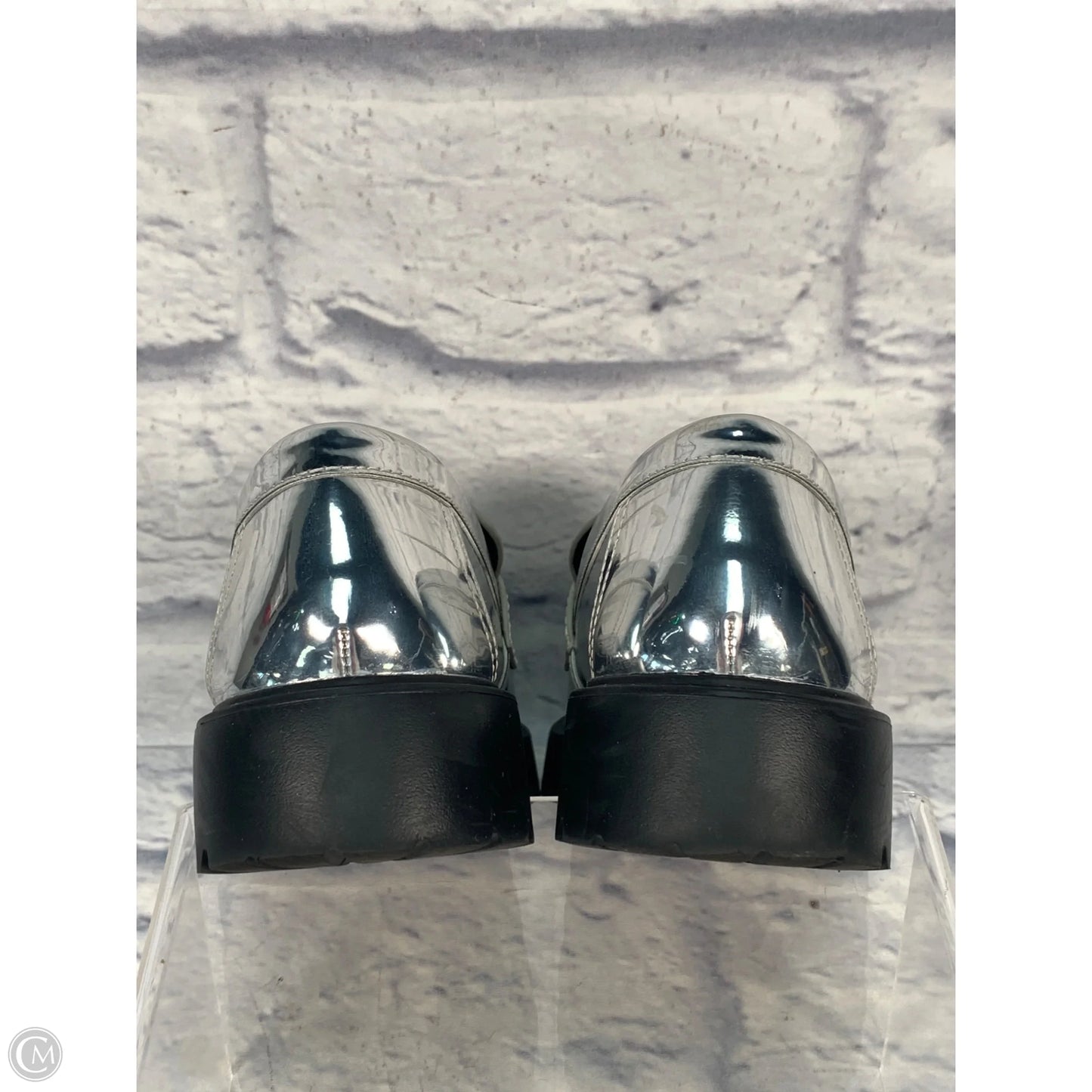 Shoes Designer By Tory Burch In Silver, Size: 7