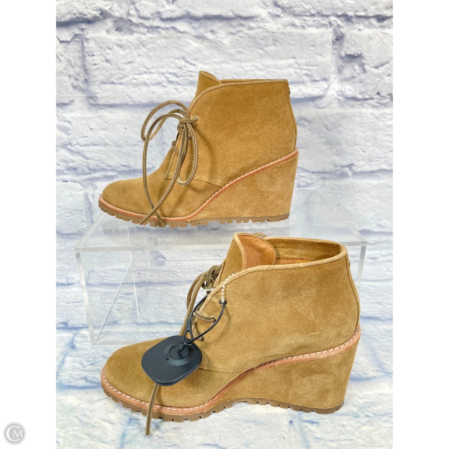 Boots Designer By Coach In Brown, Size: 7