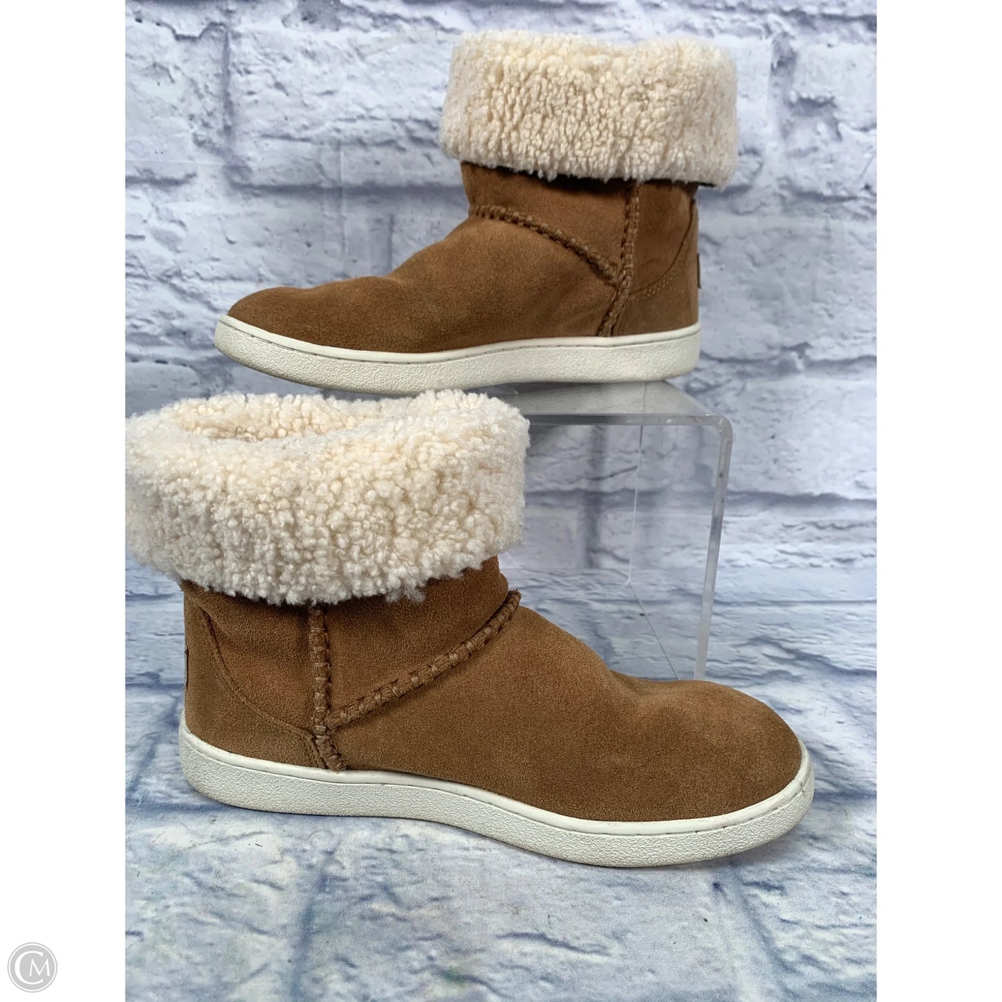 Boots Designer By Ugg In Brown, Size: 8