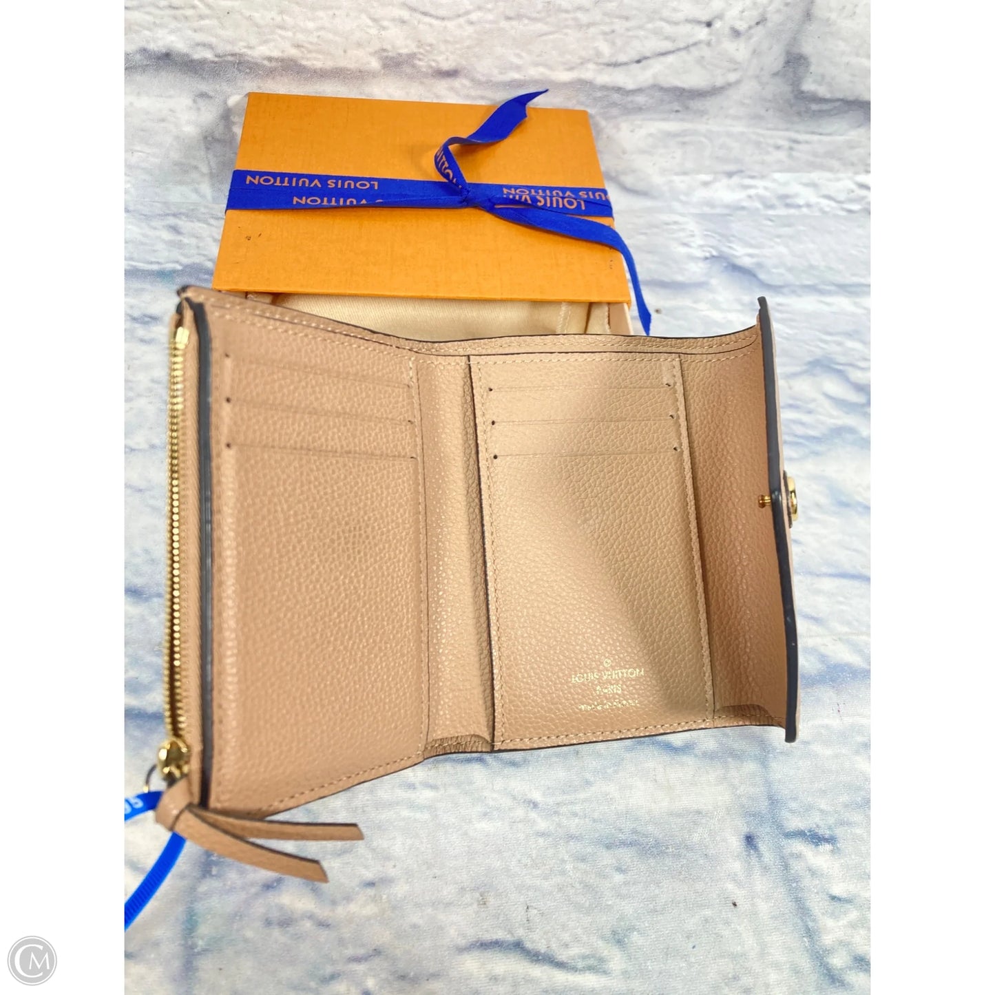 Wallet Luxury Designer By Louis Vuitton, Size: Small