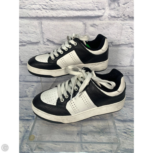 Shoes Sneakers By Marc Fisher In Black & White, Size: 7