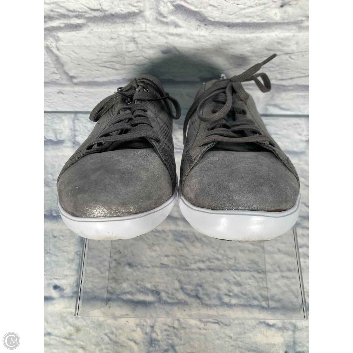 Shoes Sneakers By Cole-haan In Silver, Size: 7.5