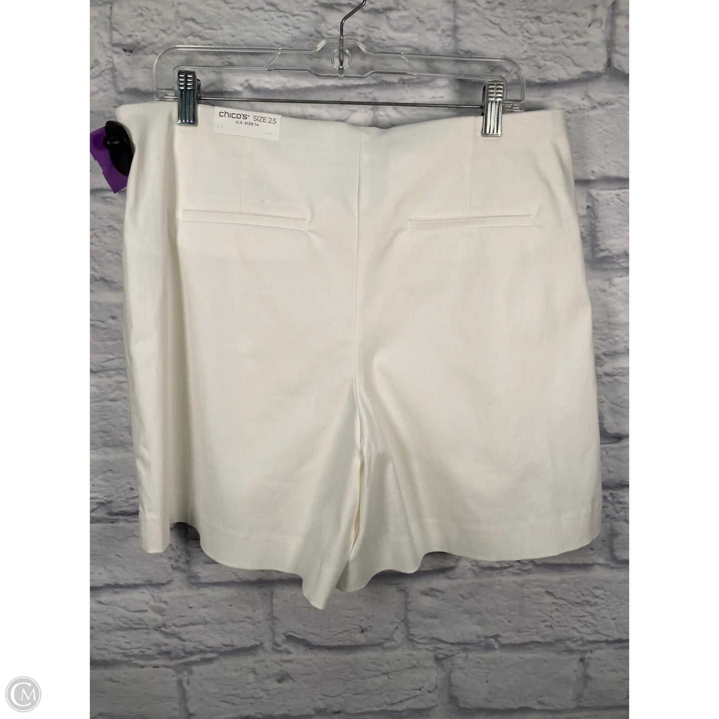 Shorts By Chicos In Cream, Size: 14