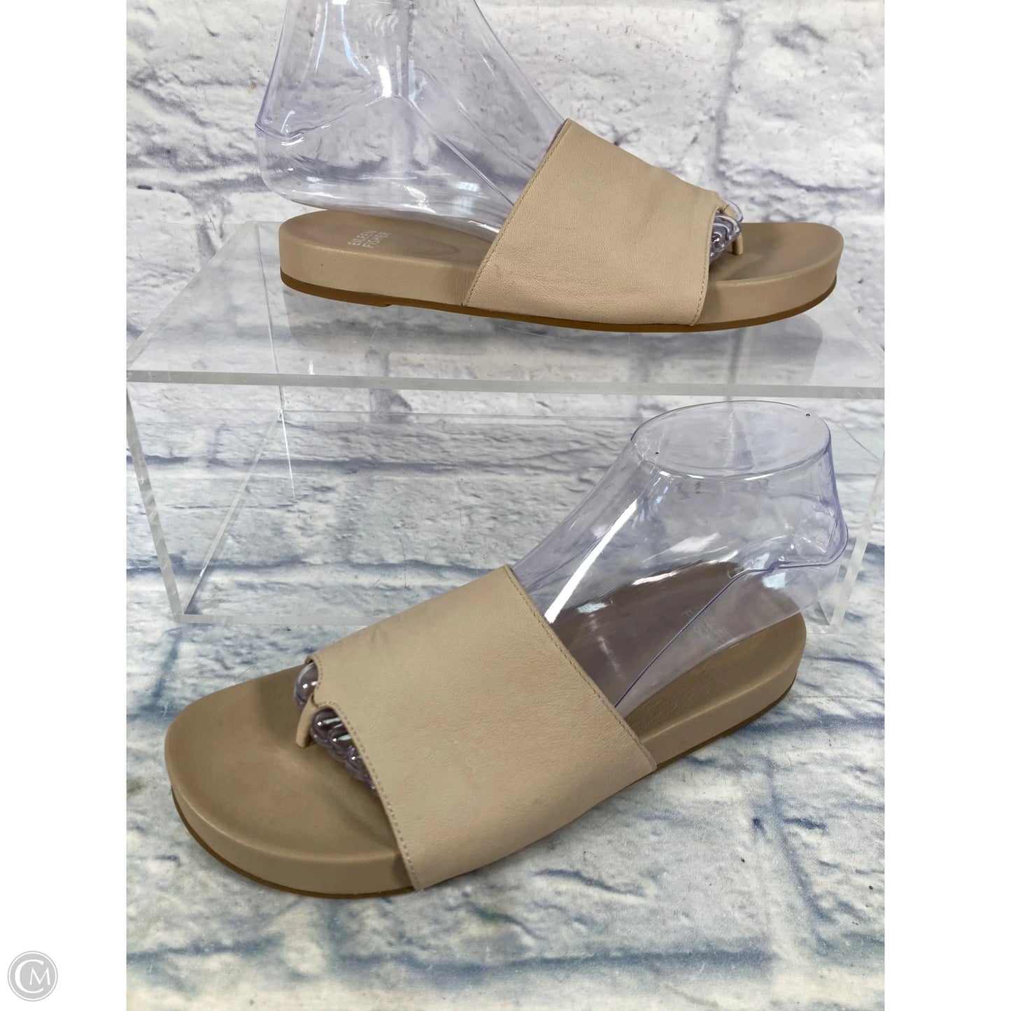 Sandals Flats By Eileen Fisher In Beige, Size: 8.5
