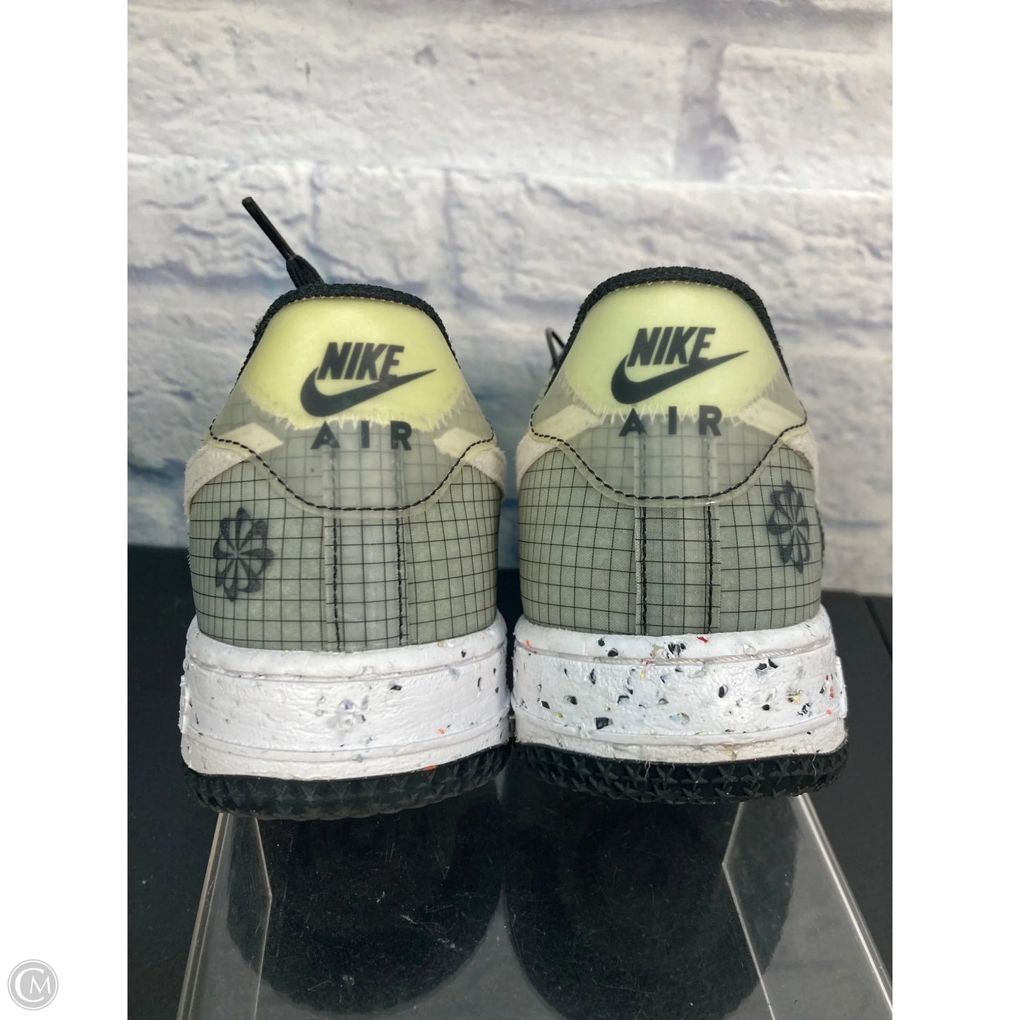 Shoes Athletic By Nike In Grey & Yellow, Size: 7