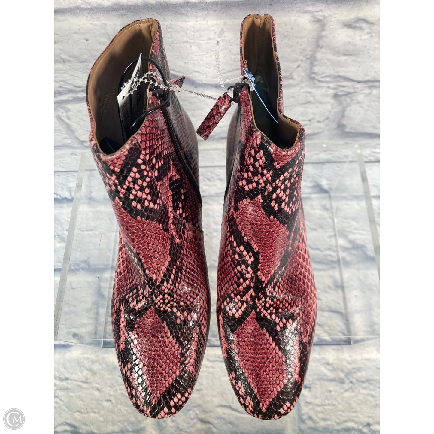 Boots Ankle Flats By Anthropologie In Pink, Size: 8