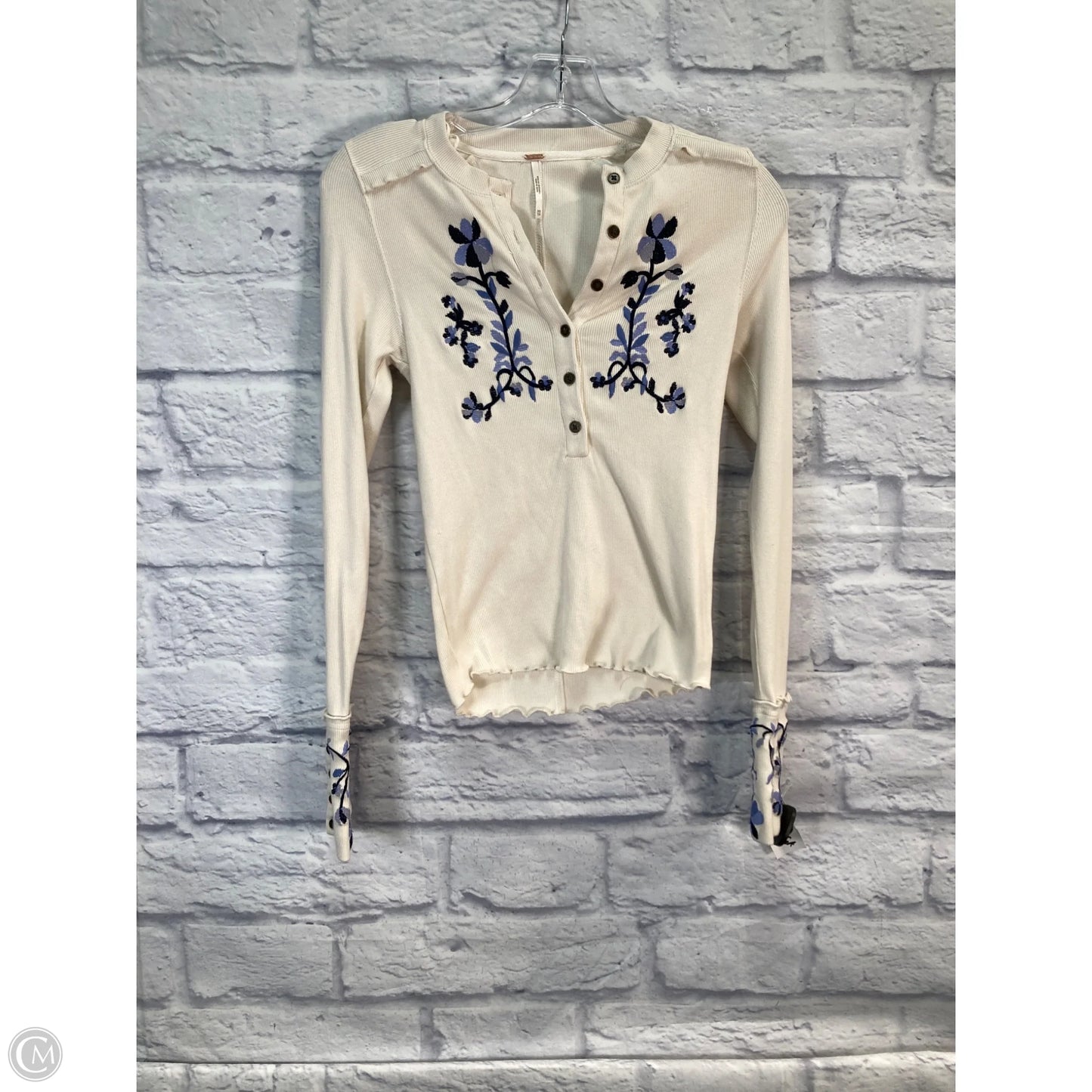 Top Long Sleeve By Free People In Blue & Cream, Size: Xs