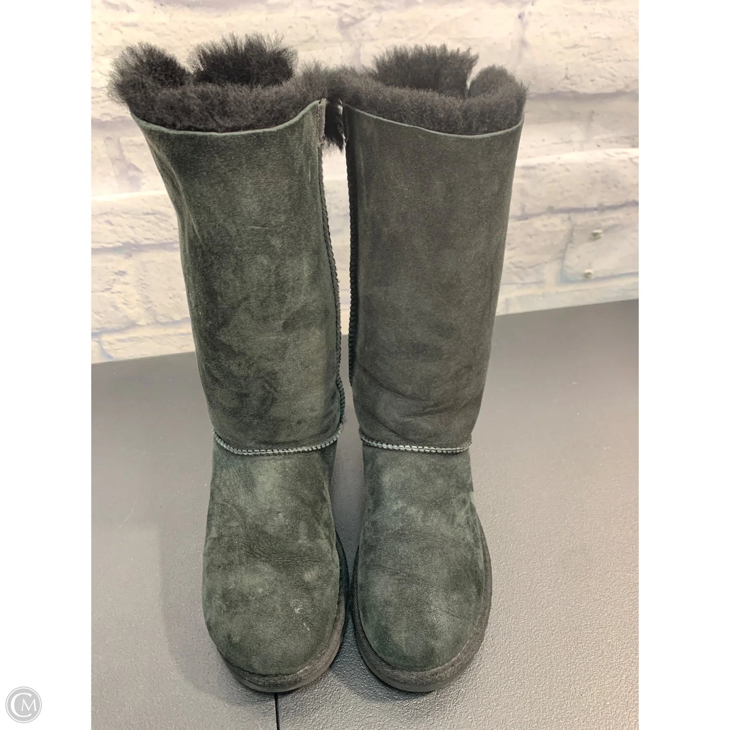 Boots Designer By Ugg In Black, Size: 7