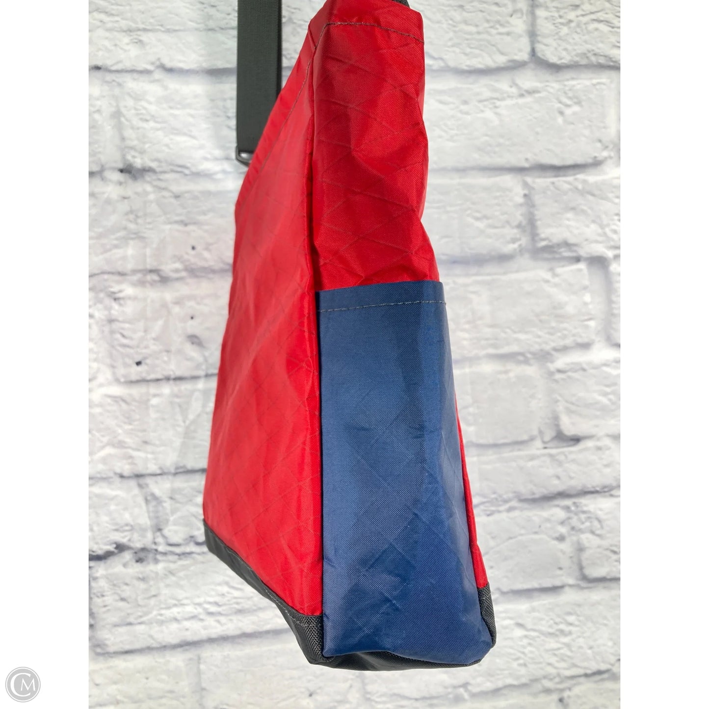 Tote By Clothes Mentor, Size: Large