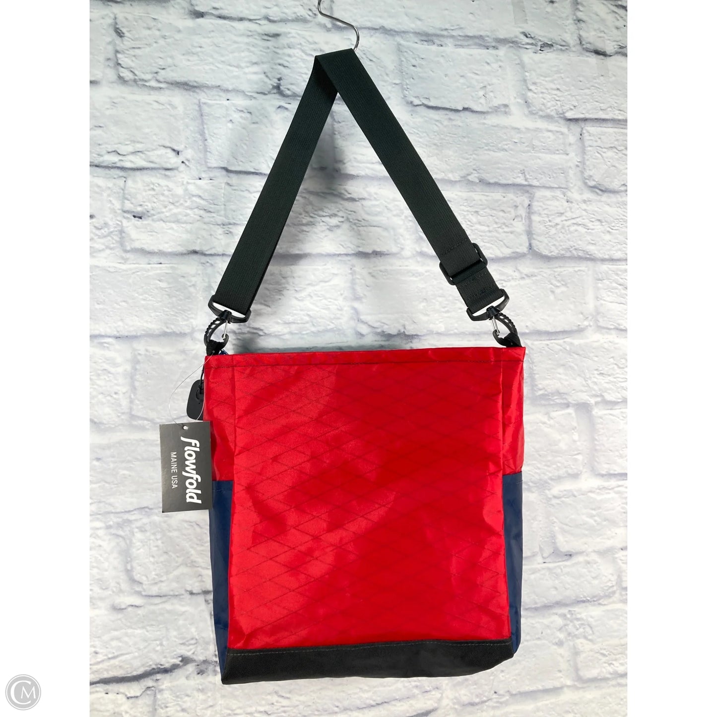 Tote By Clothes Mentor, Size: Large