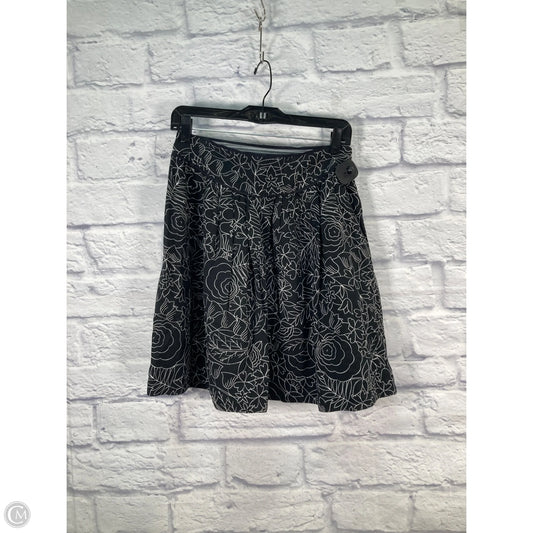 Skirt Mini & Short By Anthropologie In Black & White, Size: 4