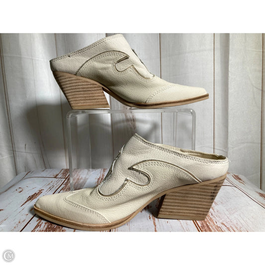 Shoes Heels Block By Dolce Vita In Cream, Size: 9