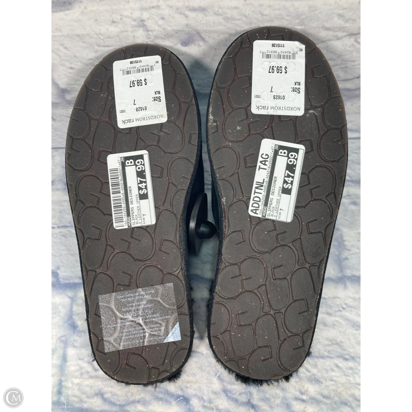 Slippers Designer By Ugg In Black, Size: 7