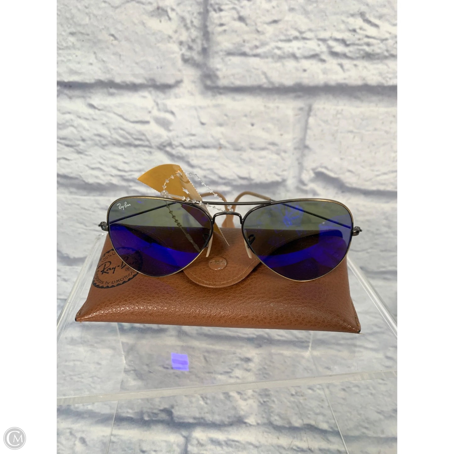 Sunglasses Designer By Ray Ban, Size: Medium