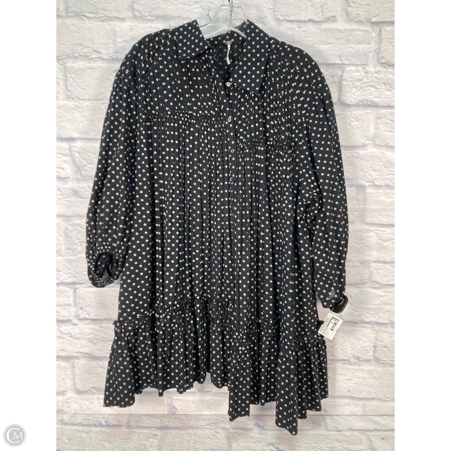 Dress Casual Short By Free People In Black & White, Size: M