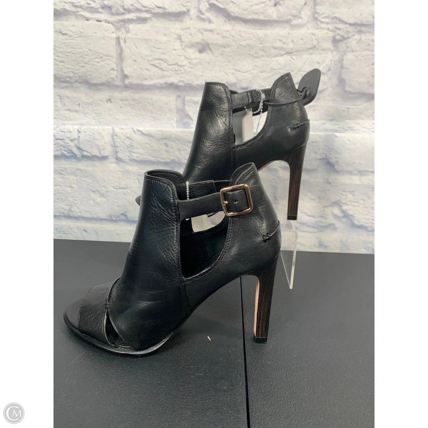 Shoes Designer By Coach In Black, Size: 8