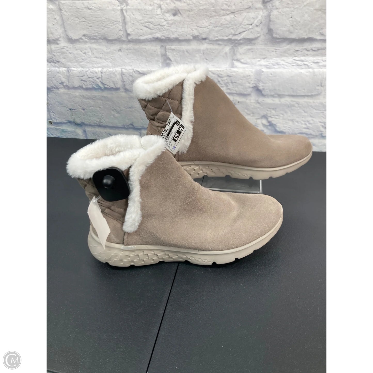 Boots Ankle Flats By Skechers In Tan, Size: 11