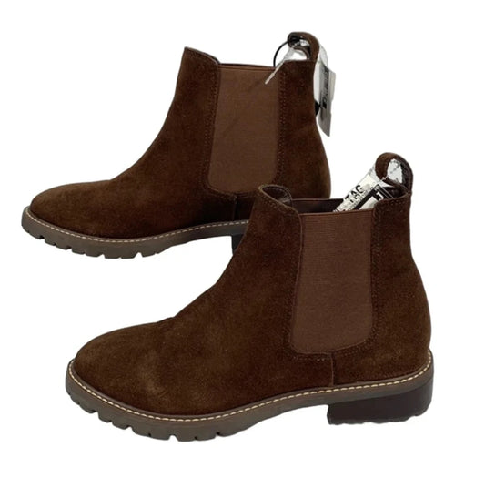Boots Ankle Flats By Steve Madden In Brown, Size: 7