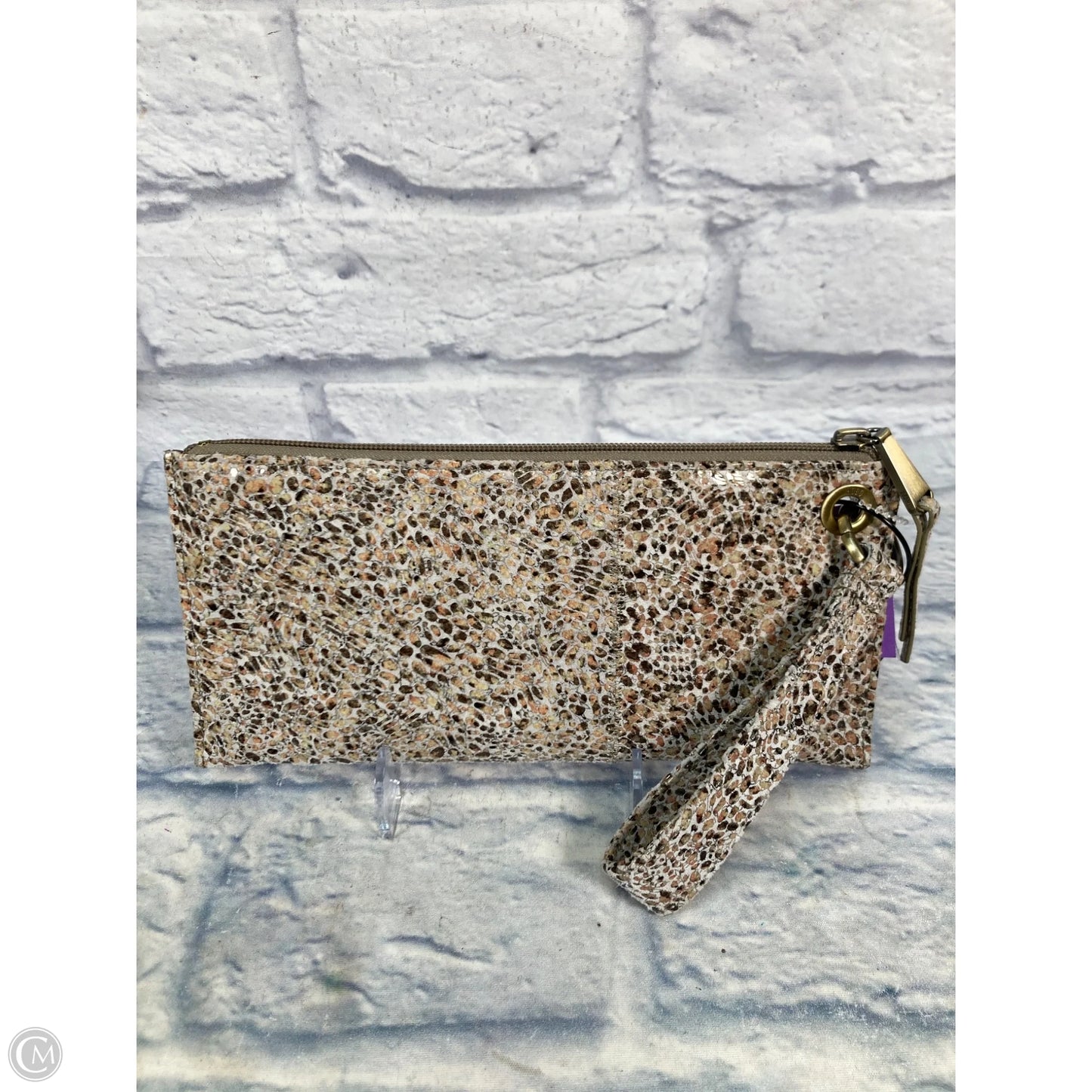 Wristlet Leather By Hobo Intl, Size: Medium