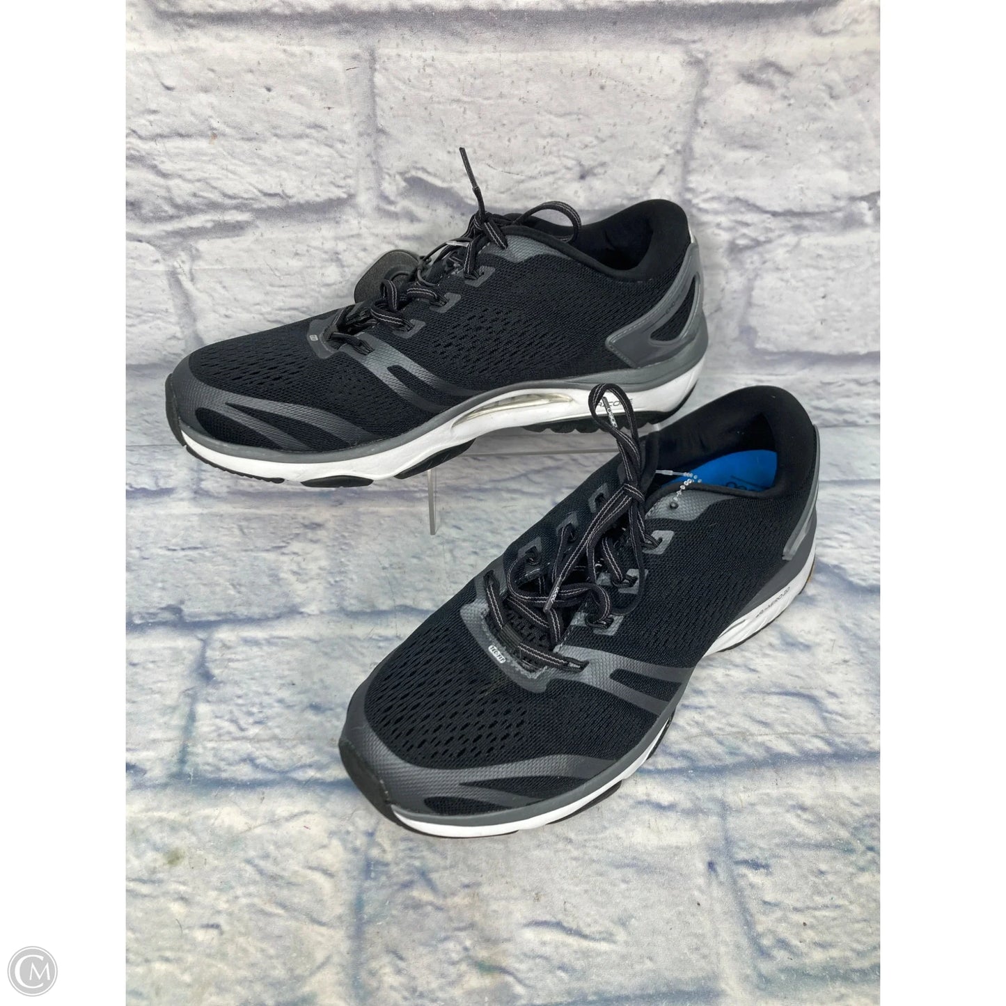Shoes Athletic By Abeo In Black, Size: 11