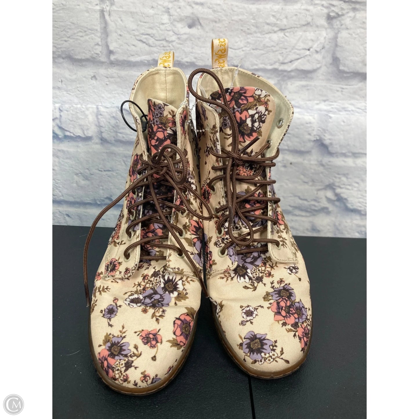 Boots Ankle Flats By Dr Martens In Floral Print, Size: 10