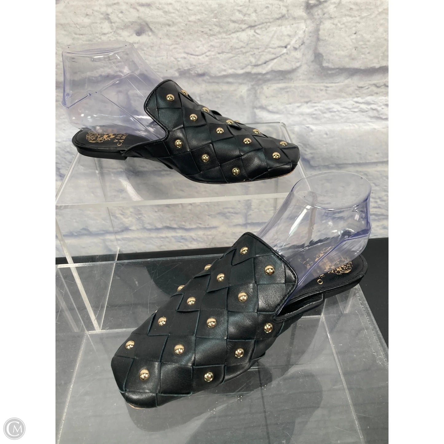 Sandals Flats By Vince Camuto In Black, Size: 6