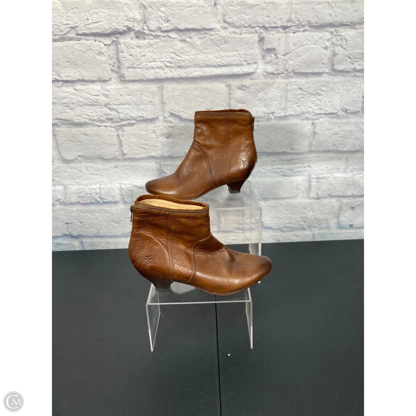 Boots Designer By Frye In Brown, Size: 7.5