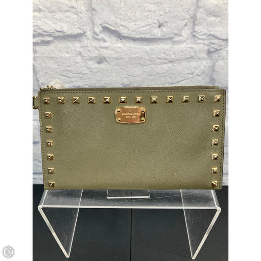 Wristlet Designer By Michael Kors, Size: Large