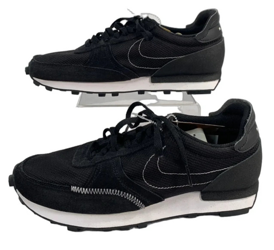 Shoes Sneakers By Nike In Black, Size: 8