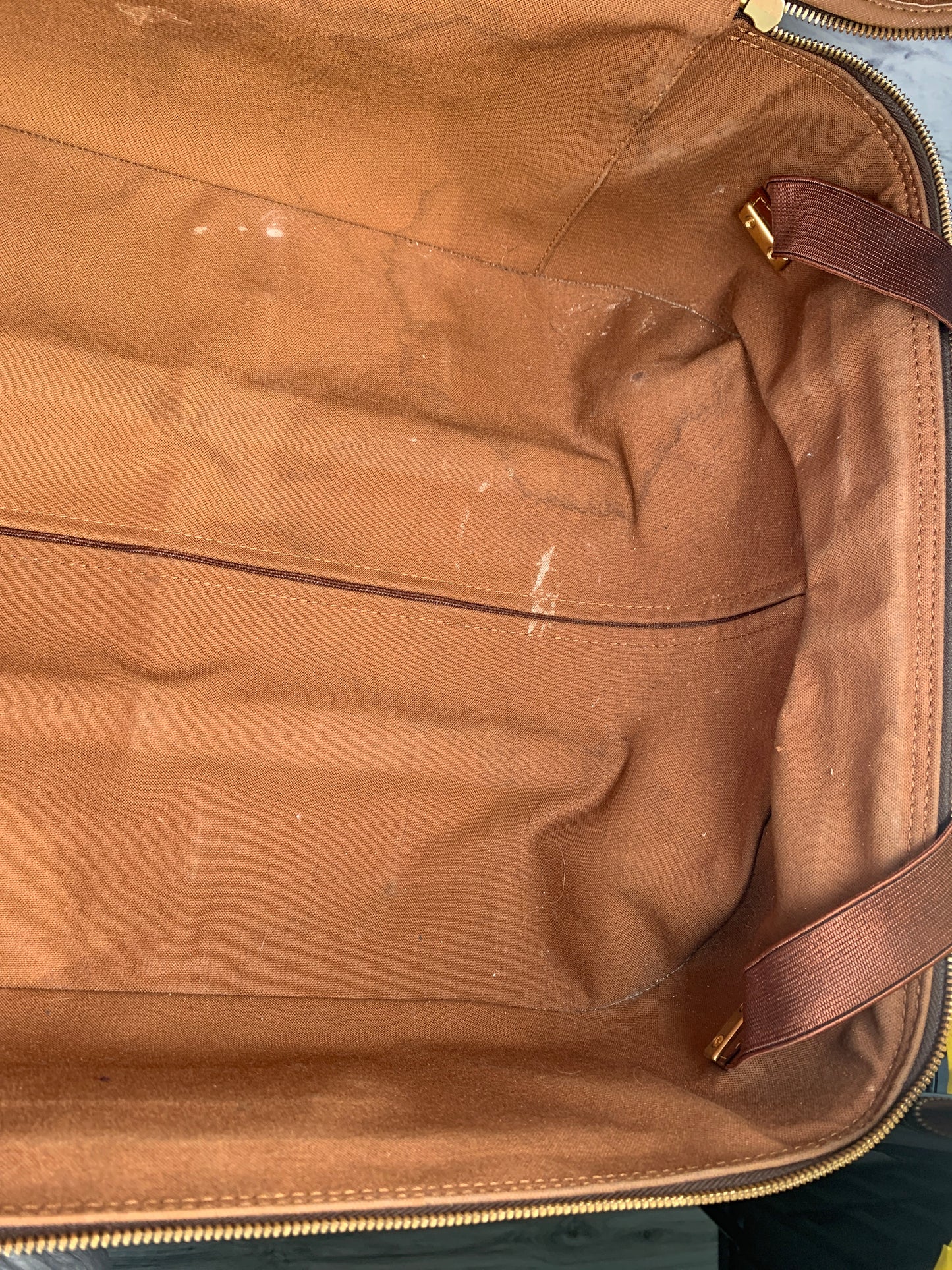 Luggage Luxury Designer By Louis Vuitton, Size: Medium