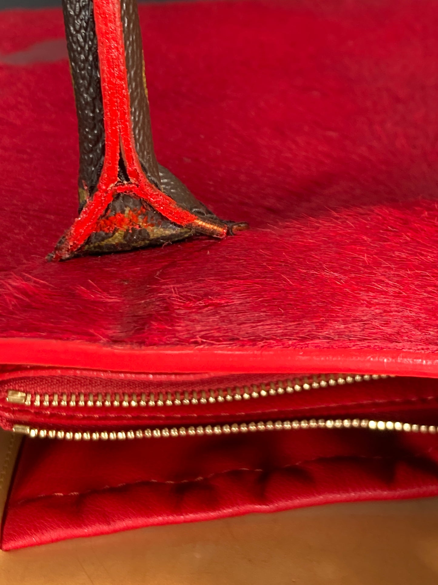 Handbag Luxury Designer By Louis Vuitton, Size: Large