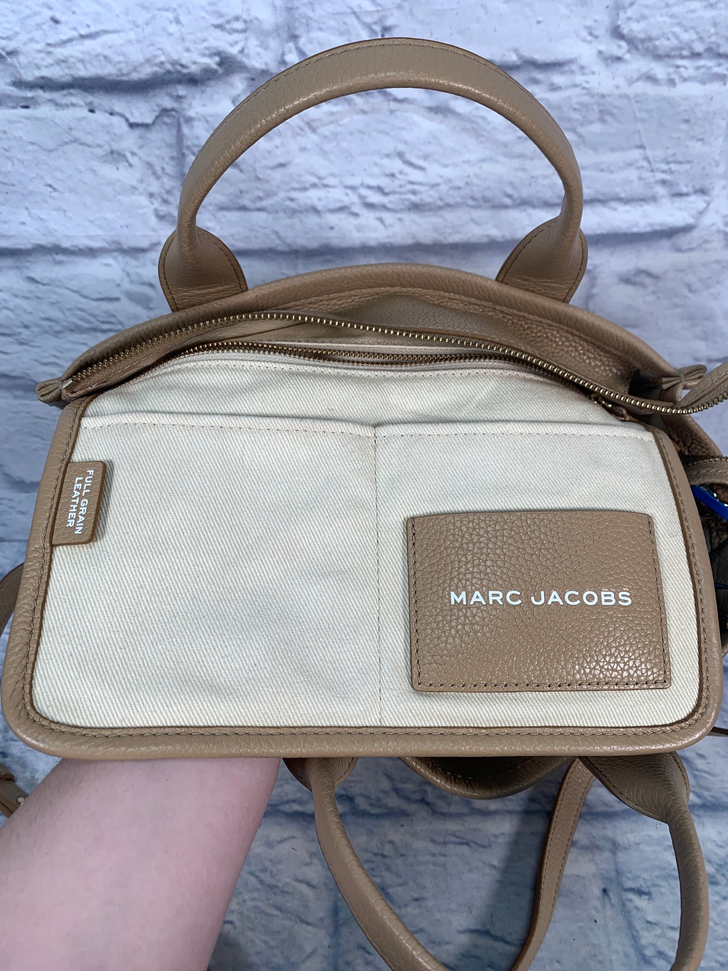 Tote Luxury Designer By Marc Jacobs, Size: Large