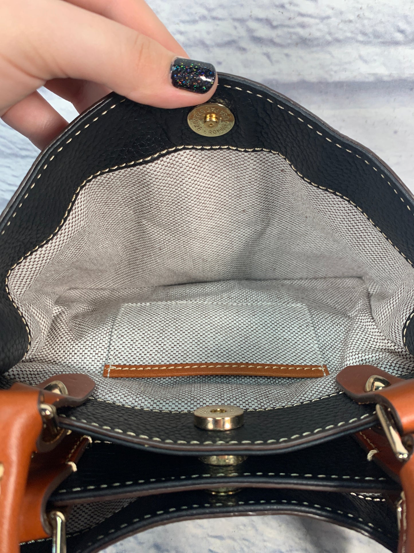 Handbag Designer By Dooney And Bourke, Size: Large