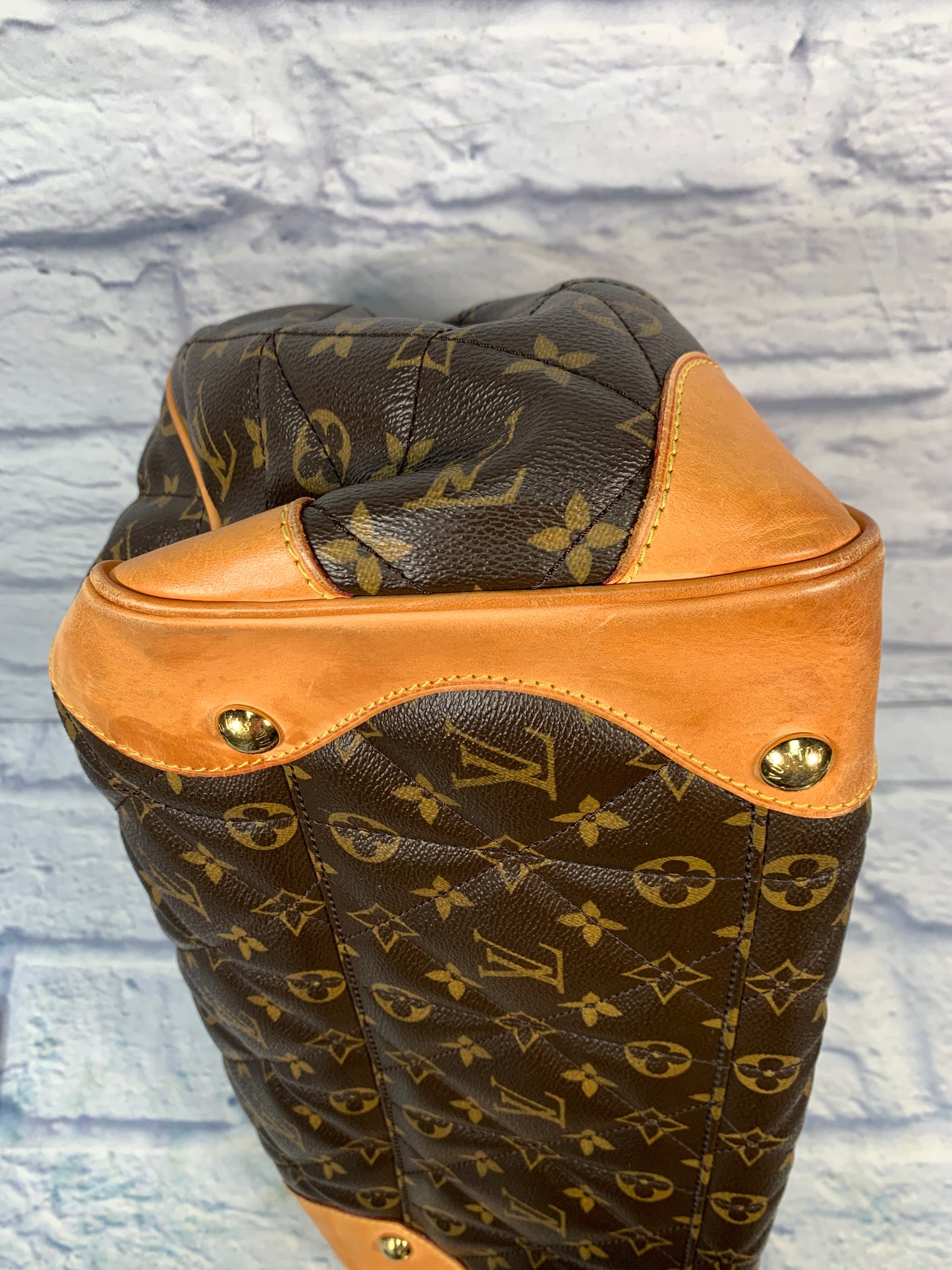Handbag Luxury Designer By Louis Vuitton, Size: Large
