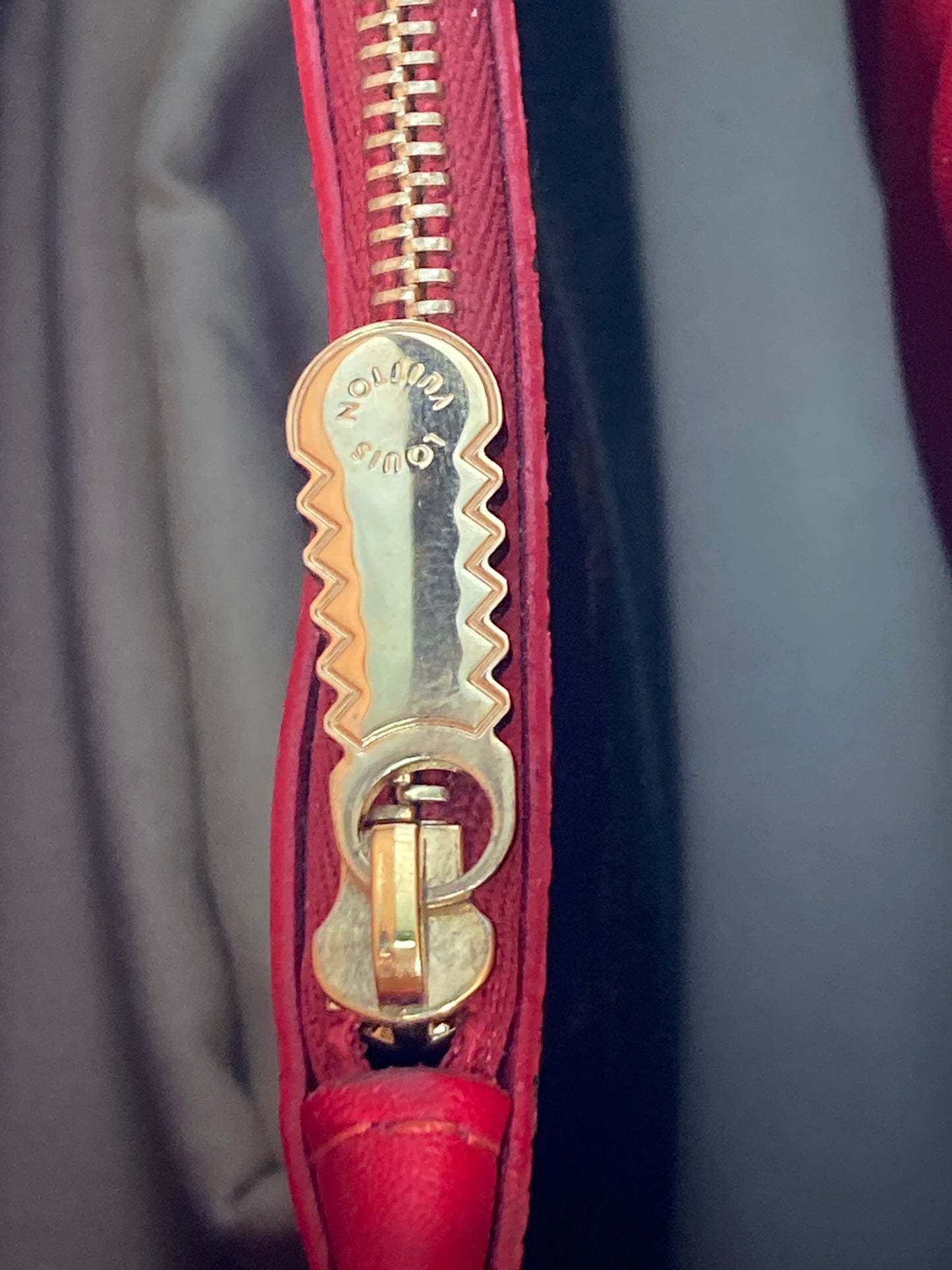 Handbag Luxury Designer By Louis Vuitton, Size: Large