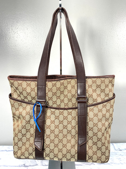 Handbag Luxury Designer By Gucci O  Size: Medium