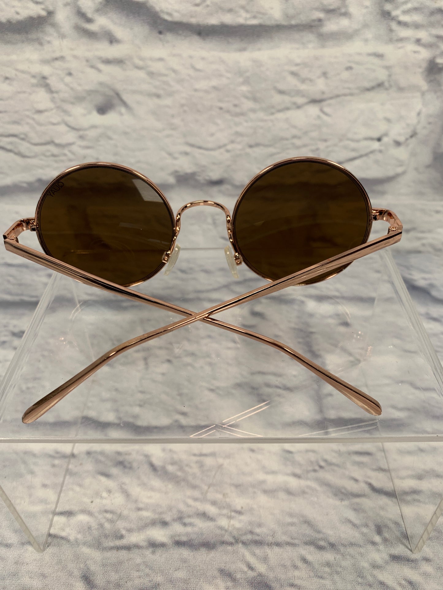 Sunglasses Designer By Clothes Mentor