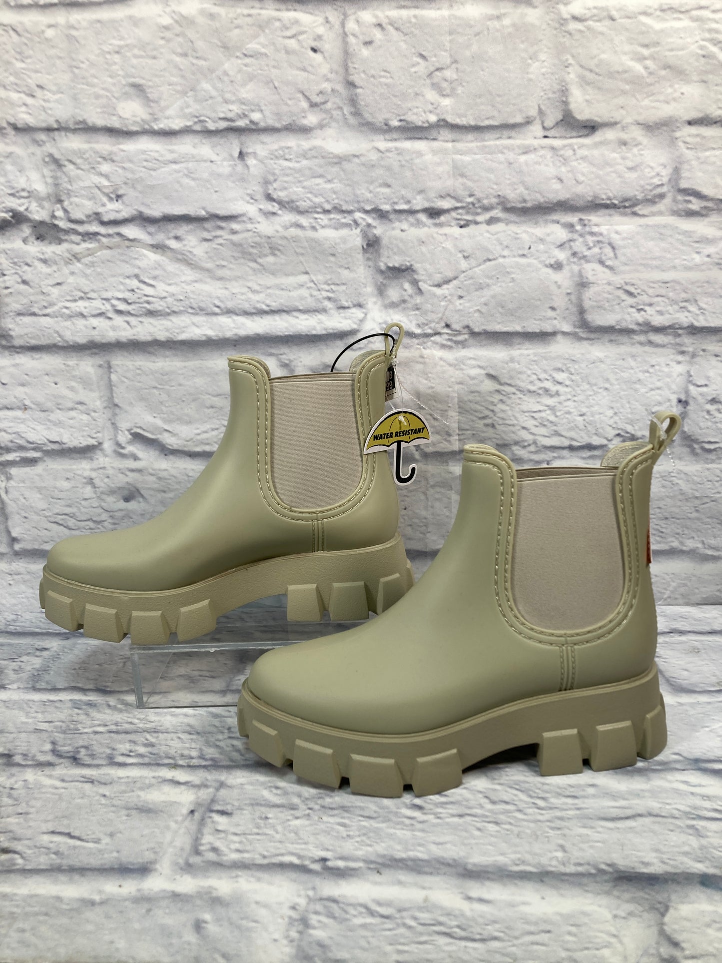 Boots Rain By Jeffery Campbell  Size: 10