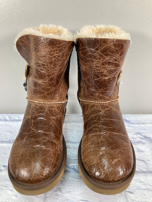 Boots Mid-calf Flats By Ugg  Size: 9