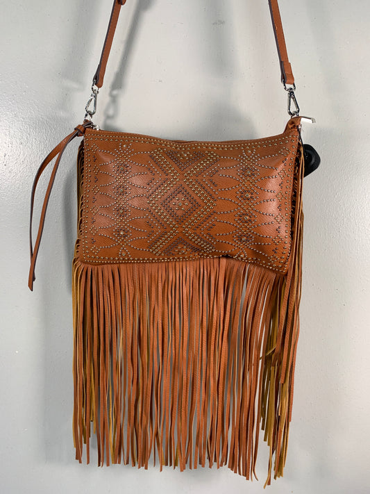 Crossbody By Clothes Mentor  Size: Medium